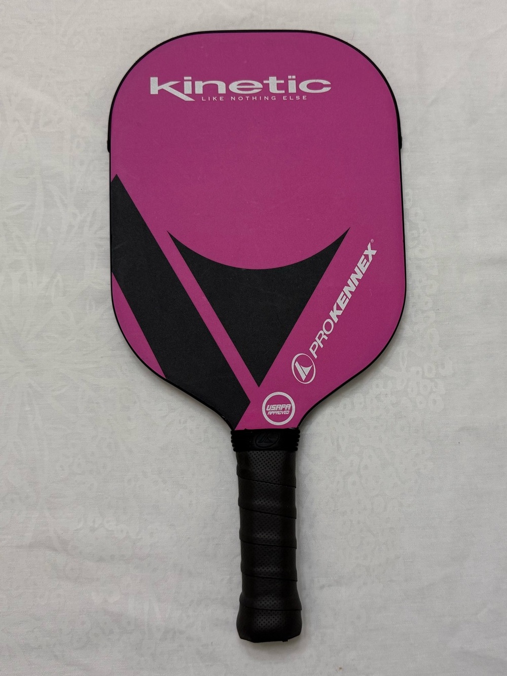 ProKennex Pro Speed II Pickleball Paddle. Kinetic. Pink